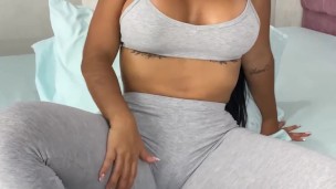 Yoga pants, big pussy