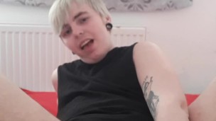 Trans Guy fode você pelos direitos trans