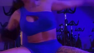 Streching in the gym, very hot and sweating more in my Onlyfans page @saduargonzalez