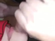 Chupando el pene grande de mi vecino antes que venga su mujer,  que rico sacarle la leche 🔥😈🤤 1/16