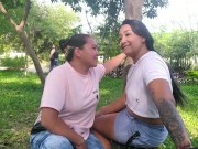 salgo con michell al jardín y me chupa la verga debajo de un árbol luego se monta encima y follamos