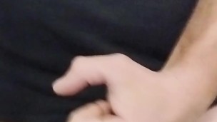 Je branle ma bite asiatique en pensant à mon copain ❤️