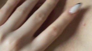 Доброе утро! Diva Blue нежится в кроватке