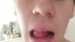 Ragazzo wolf bollente che sborra tanto 🔥🔥🥵💦