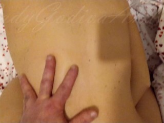 “Oddio che bel cazzo duro che hai!” Geme tutto il tempo con il cazzo in culo!💦💦Dialoghi italiano