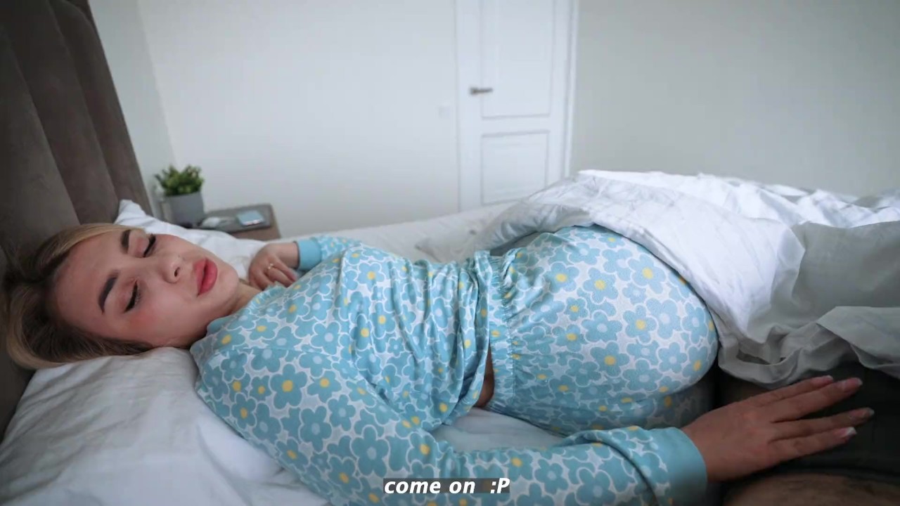 My Whore Step Mom Wakes me up in the best way she Knows! - Free Sex Video - RedTube