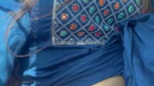 Garota Indiana Faz Sexo Quente Antes do Casamento!