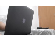 fica vendo filme porno da safadona da loira 4/16