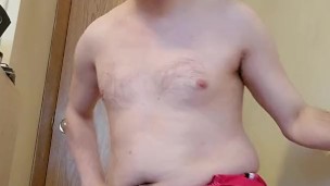 Hot Naked Jock Enri Down on One Knee to Please U!