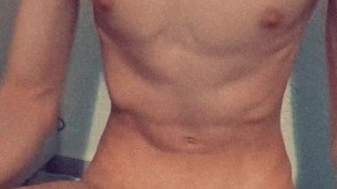 18 jähriger Junge spritzt sich voll