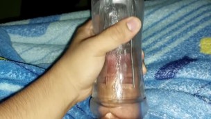 Probando un nuevo juguete