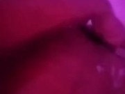 Esperando al amigo de mi esposo que venga a ducharse con Migo mientras mi esposo trabaja (hot wife) 15/16