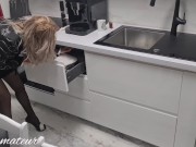 StepMom stuck her hand in the kitchen and make a good dell with Stepson 4/16