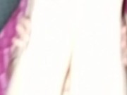 Me entregué a mi hermanastra, maldita perra es rica rica