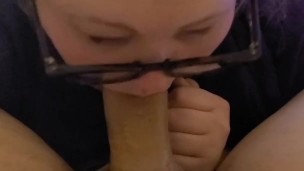 Cum watch my sloppy wet deepthroat blowjobs!