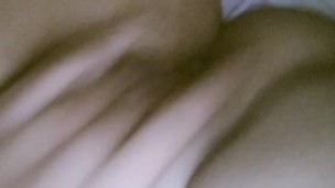 TOCANDOME SIN HACER RUIDITO