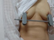 無修正 人妻 個人撮影 オナニー 乳首調教 バイブで声でちゃう  変態 一人SM - Screenshot 1 of 16 - HD