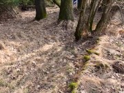 Arrg... Obdachloser im Wald! Pennerglück mal anders! 2 Fickfotzen besorgen es ihm richtig hart! 1/16