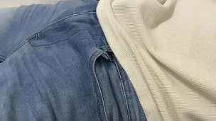I suffered an erection inside my jeans my cock grew so much that it reached the navel 🔥