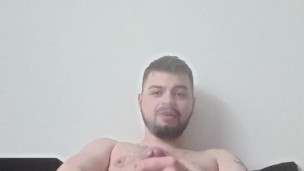 HOT Vulgar verbal polish guy jerk off