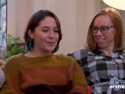 Ersties - Charlies erstes Mal lesbisch in einem heißen Vierer 5/16