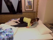 避妊薬を切らして避妊できない日にフェラ抜きだけのはずが精子まみれのペニスを挿入されて中出し懇願してしまう変態人妻 4/16