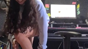 Getting interrupted from work to become a WATERFALL pt.1 (lesbian amateurs)