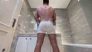 Macrophilia - shrunken roommate made ass cleaning slave