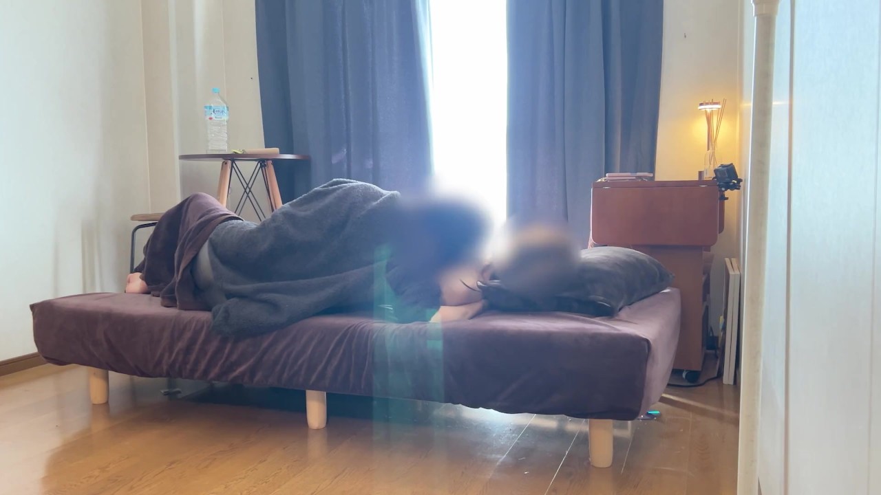 一緒に飲んだあと泊まりにきた美女と夜何もしなかったのに、結局朝やってしまう。 - Free Sex Video - RedTube
