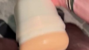 Sex dans la salle de bain avec mon fleshlight