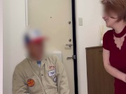 宅配便の配達員にエロい目で見つめられた変態巨乳M熟女がいきなりオーガズム♥潮吹き我慢できずに下着姿で垂れ流し❤日本人/巨乳/美人/パイパン/潮吹き/流出・ナンパ・個人撮影 3/16