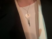 Куколд в поясе верности провожает сексвайф на свинг-вечеринку - Screenshot 11 of 16 - HD