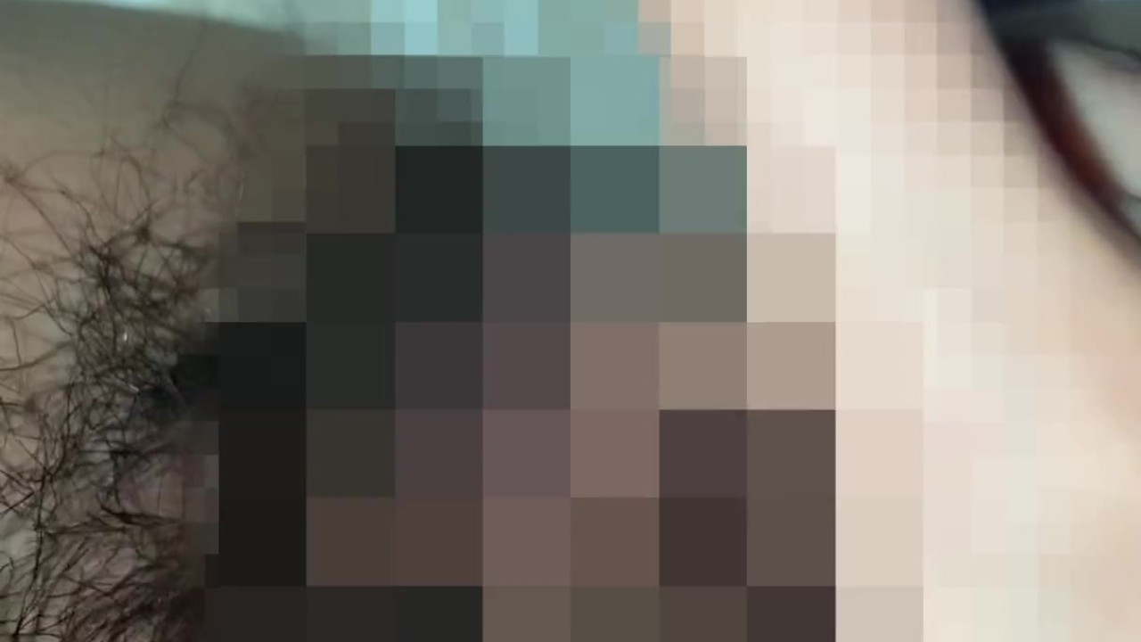 剛毛ぽっちゃり素人が深夜にひっそりオナニー♡リアルな主観映像【個人撮影】 - Kostenloses Sex-Video - RedTube
