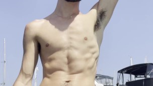 cock out on paddle board