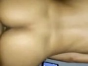 Mi hermanastra entra a mi cuarto de noche