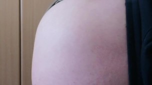 stretching my hole with anal plug and dildo