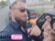 Scopa sorellastra in strada e lei squirta tutta la strada 16/16