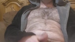 YOU KNOW EVERYTHING IS CONNECTED WHEN YOUR BALLS REACT CUZ YOU CAN'T HANDLE YOURE S#$T