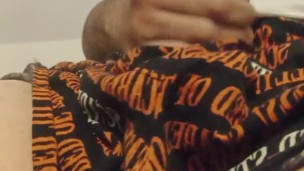 I'm horny and I cum