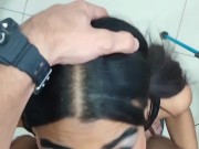 Una chica India y tímida hace una mamada profunda - Hermanastra EP 3