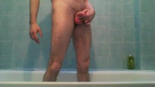 Exhib and jerk off in the bathroom