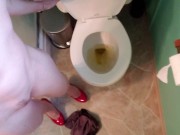 Messy Nude Pee In High Heels 14/16