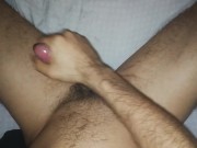 Mira como el puto rockero se masturba y se corre - 🔥💦