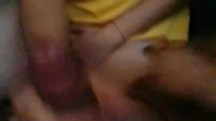 La mamá de mi amigo me ayuda con el concurso de este mes-escucha como suena su vagina mojada (MILF)