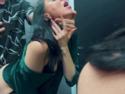 Продавец консультант схватила меня за хуй и трахнула в примерочной / Публичный секс - Eva Soda 15/16