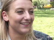 Ersties - Single-Mädchen Tamara aus München fingert sich von hinten 13/16