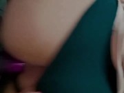 Dindo na bucetinha apertada dessa puta 12/16