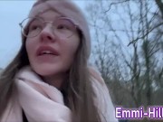 18 jähriges Teen Mädchen Pisst im Wald 15/16