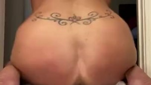 Squirting orgasm on knotted dildo