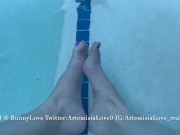 Artemisia Love POV feet fetish in the pool OF@BunnyLove Twitter:ArtemisiaLove9 IG:ArtemisiaLove_real 11/16